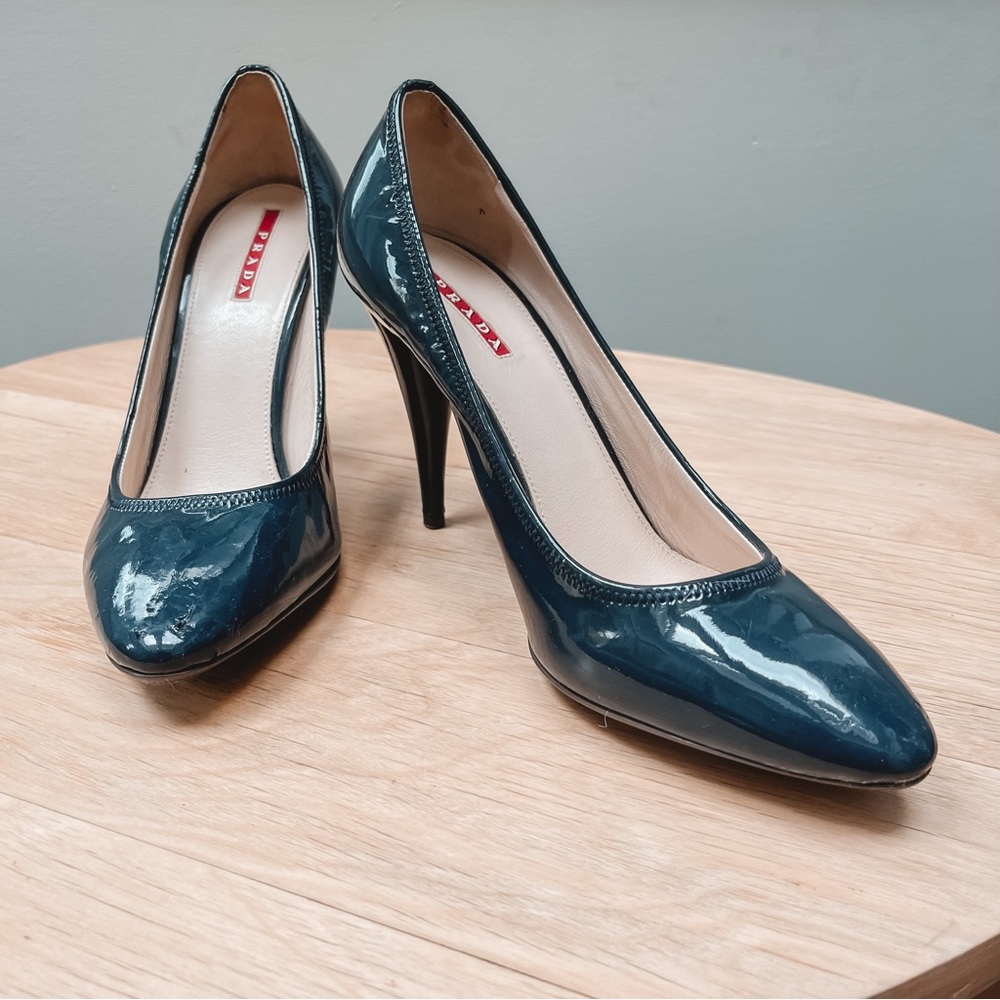 PRADA Women's Blue Leather Patent Almond Toe Stiletto Court Shoes EU38.5